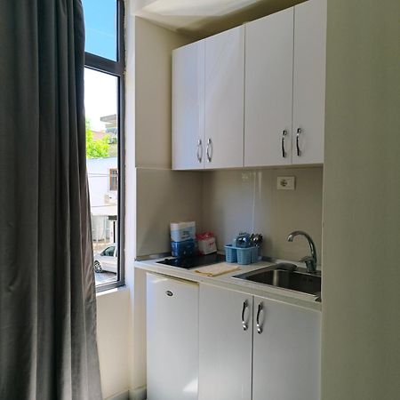 Urban Retreat Apartments Тирана Экстерьер фото