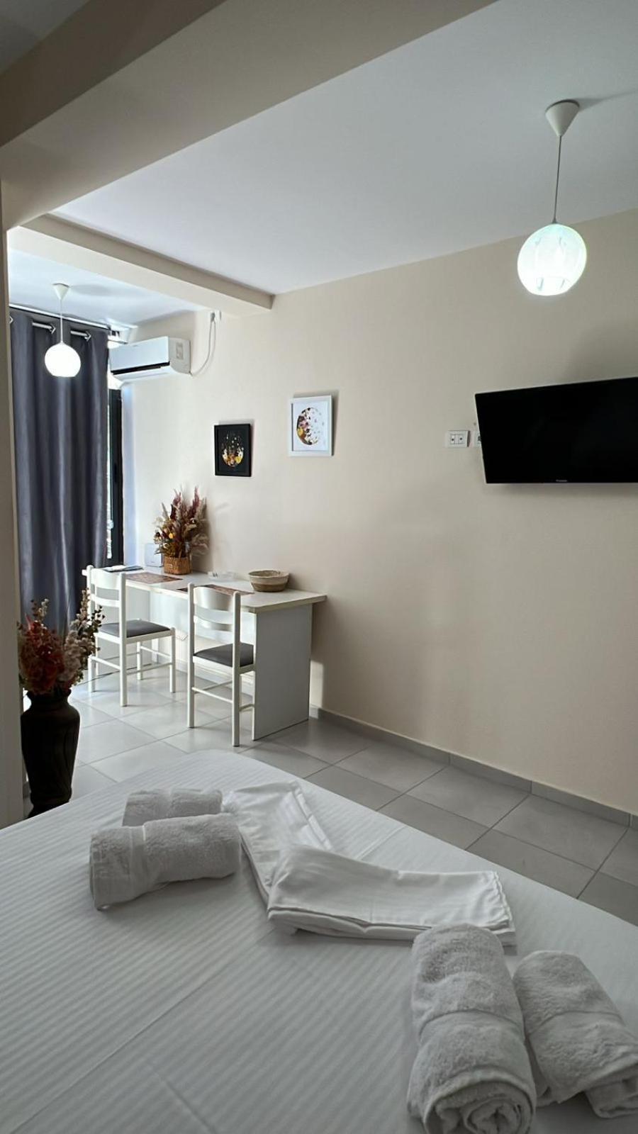 Urban Retreat Apartments Тирана Экстерьер фото
